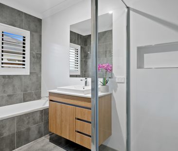 4 Year Old Stylish Home with Pool and Media Room - Photo 6