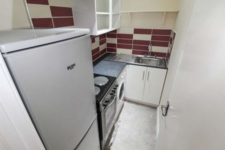 1 BED Flat To rent - Photo 2