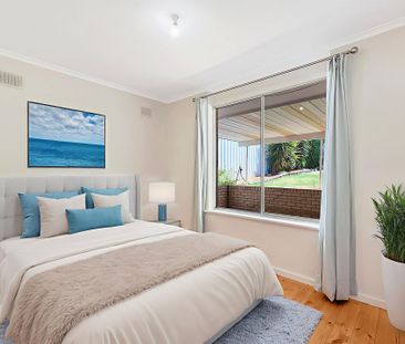 Three Bedroom Family Home in Leafy Ridgehaven - Photo 5