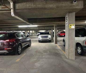 Spacious 2 Bed, 2.5 Bath Condo In Shawnessy | Fireplace, Balcony & ... - Photo 2