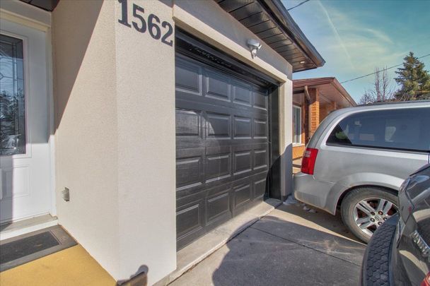 For Lease - 1562 Upper Ottawa Street, Hamilton, Ontario - Photo 1