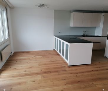 Frisch renovierte 3.5-Zimmer-Wohnung mit Balkon in Biel/Bienne – so... - Foto 1