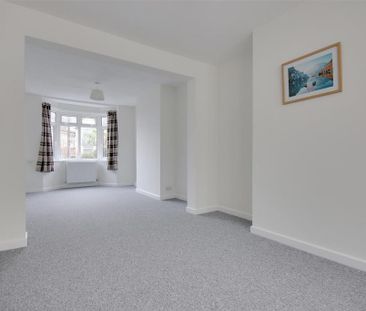 3 bedroom detached house to rent - Photo 1