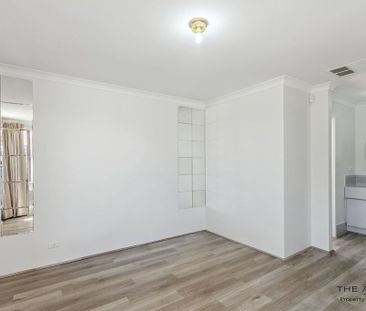 Golden Opportunity in the Willetton High School Zone! Spacious Fami... - Photo 2