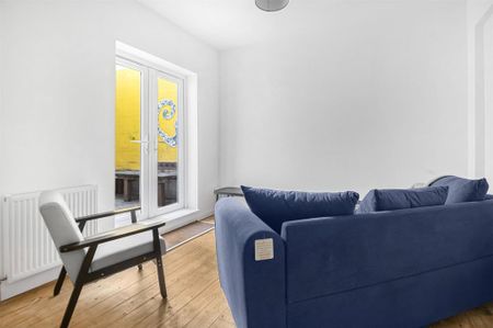 5 bedroom terraced house to rent - Photo 3