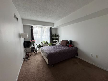 For Lease - 17 Michael Power Place Unit# 816, Toronto, Ontario - Photo 3