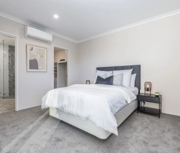 Luxury Furnished Apartment - Photo 6