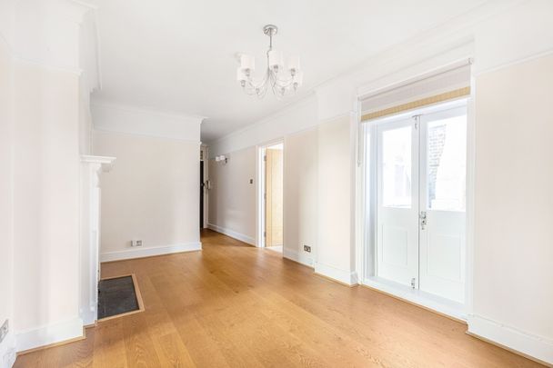 Moscow Road, London, W2 - Photo 1