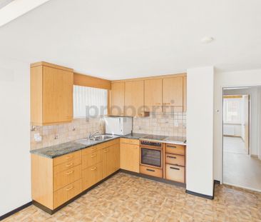 Spacious 5.5-room apartment with balcony, Unterbäch - Foto 1