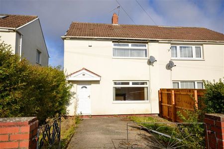 2 bed semi-detached house to rent in Fallowfeld, Leam Lane, NE10 - Photo 2