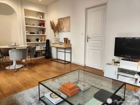 Location Appartement 2 pièces 43m² ST GERMAIN EN LAYE 78100 - Photo 2