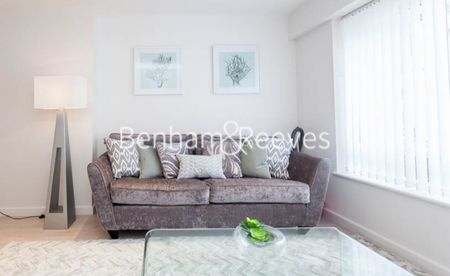 2 Bedroom flat to rent in Boulevard Drive, Colindale, NW9 - Photo 2