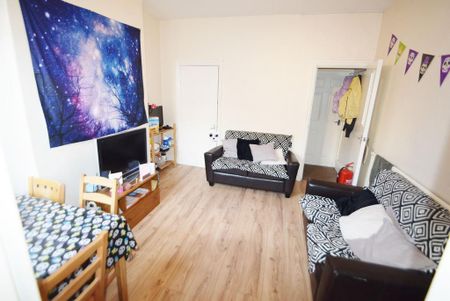 4 bedroom house share to rent - Photo 2