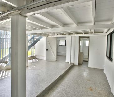 1 Alexandra Street, North Ward QLD 4810 - House For Rent | Domain - Photo 6