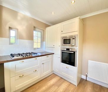 2 bedroom maisonette to rent - Photo 6