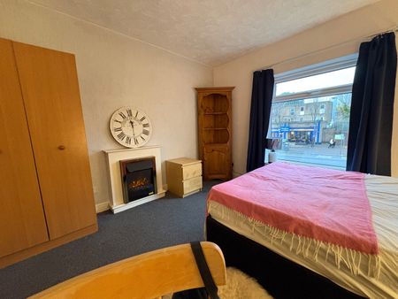 1 Bed Flat, Mansfield Rd, NG5 - Photo 4