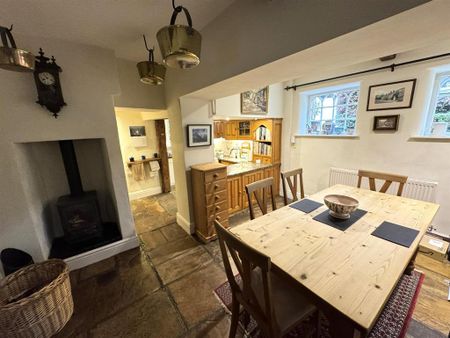 3 bedroom detached house to rent - Photo 4