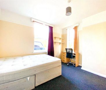 5 bedroom end of terrace house to rent - Photo 6