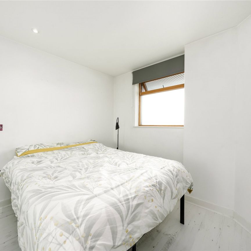 Tally Ho Apartments, NW5 - Photo 1