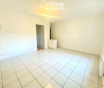 Location Appartement 2 pièces 30m² ST MARCEL LES VALENCE 26320 - Photo 1