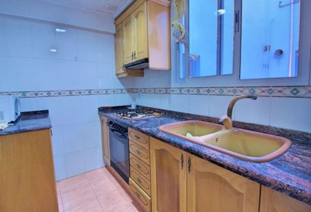 Carrer del Poeta Más i Ros, Valencia, Valencian Community 46022 - Photo 2