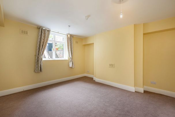 1 bedroom studio apartment to rent - Photo 1