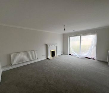 5 bedroom detached house to rent - Photo 2