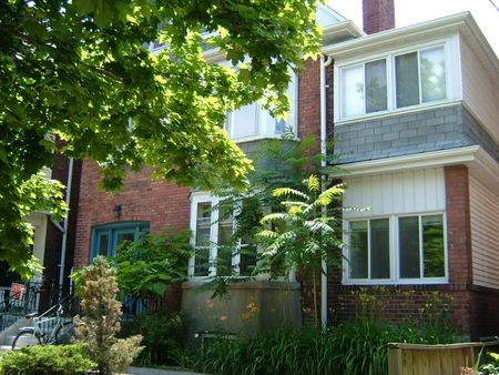622 Huron Street apartment — Toronto, ON (1-Bedroom) - 1 Bedroom - Photo 4
