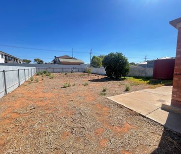 56 Gordon Street, Whyalla Norrie - Photo 5