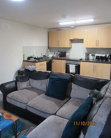 1 bedroom property to rent - Photo 2