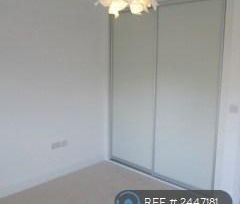 4 bedroom terraced house to rent - Photo 2