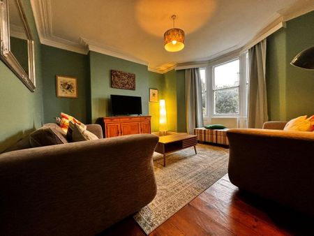 4 bedroom terraced house to rent - Photo 2