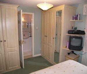 3 bed Semi Detached, - Photo 4