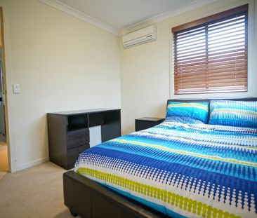 23 Lockwood Place, Molendinar - Photo 1