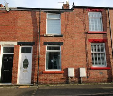 2 bedroom terraced house to rent - Photo 4