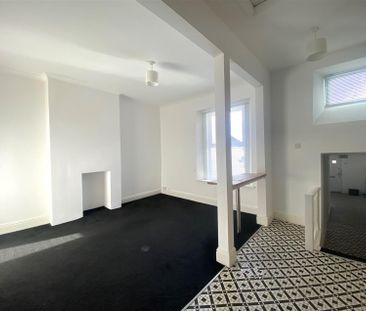 Regent Street, Kingswood, Bristol, BS15 8JS - Photo 3