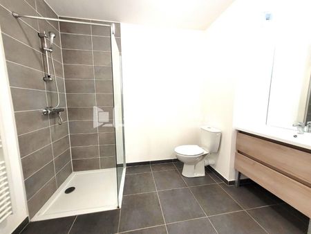 Location Appartement 1 pièce 31m² MARQUETTE LEZ LILLE 59520 - Photo 3