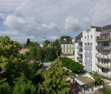 Einbauküche, Aufzug, Eckwanne+Dusche - extravagantes Dachgeschoss z... - Photo 4