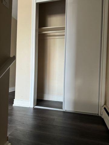 For Lease - 3828 A Bloor Street, Toronto, Ontario - Photo 4