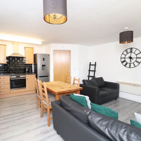 2 bedroom apartment to rent - Photo 3