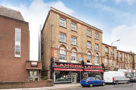 Brent Street, London - Photo 3