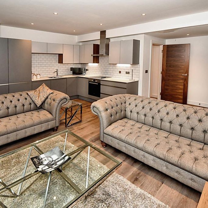 2 bedroom flat to rent - Photo 1