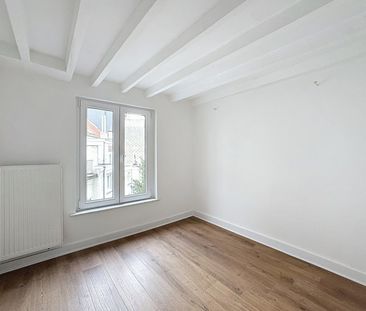 Duplex te huur in Ixelles - Photo 2