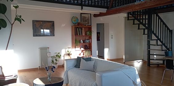 Location Appartement 4 pièces 106m² ST ETIENNE 42000 - Photo 3