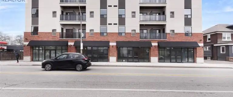 840 WYANDOTTE East Unit# 304 | 840 WYANDOTTE East Unit# 304, Windsor - Photo 1