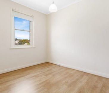 Malvern East - Photo 1