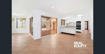 Beautifully Presented 4 Bedroom Residence - Photo 2