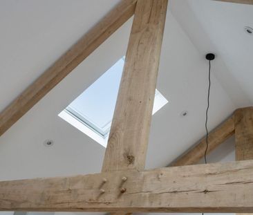 4 bedroom House To Let Total Size: 1215 SQ FT - Photo 4