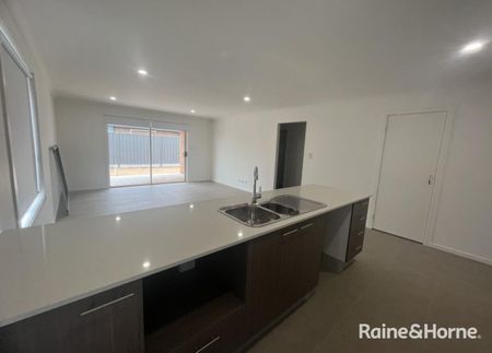 80 Correa Street, Munno Para, SA 5115 - Photo 2