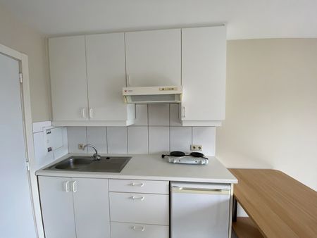 Bemeubelde studio in het centrum van Geel - Photo 3